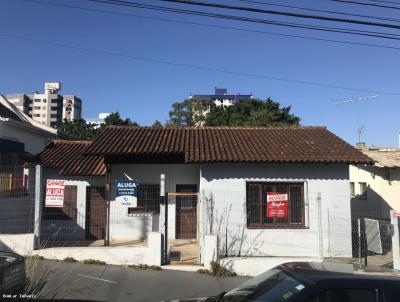 Casa para Locação, em Santa Cruz do Sul, bairro Centro, 3 dormitórios, 2 banheiros, 1 suíte, 2 vagas