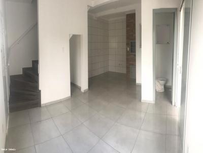Casa Duplex para Locação, em Santa Cruz do Sul, bairro Santo Inácio, 2 dormitórios, 2 banheiros, 1 vaga